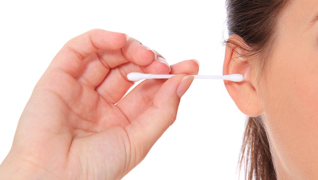 ¿Cómo lavar correctamente los oídos?